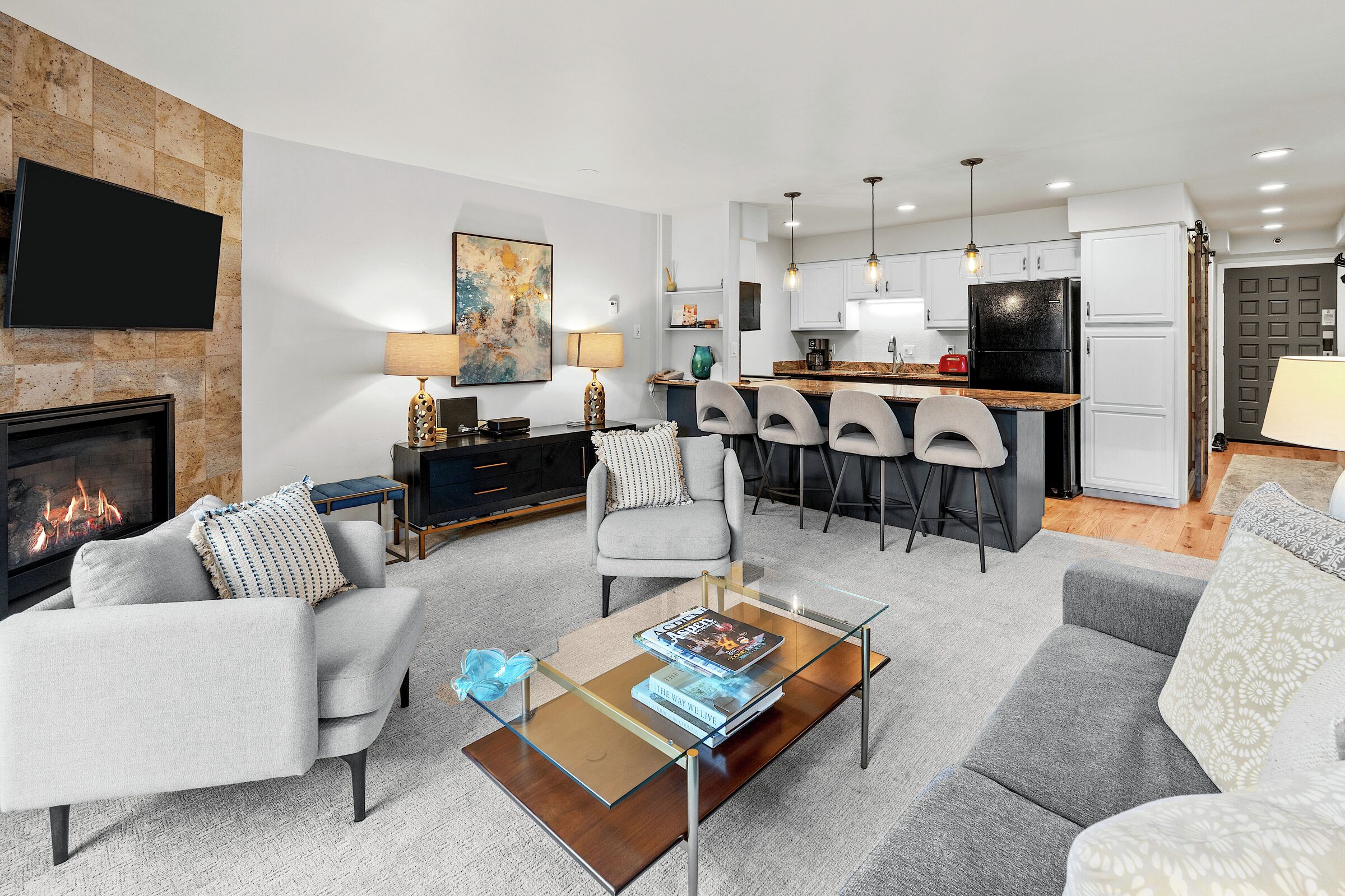 #2112 - Hickory - Living Area