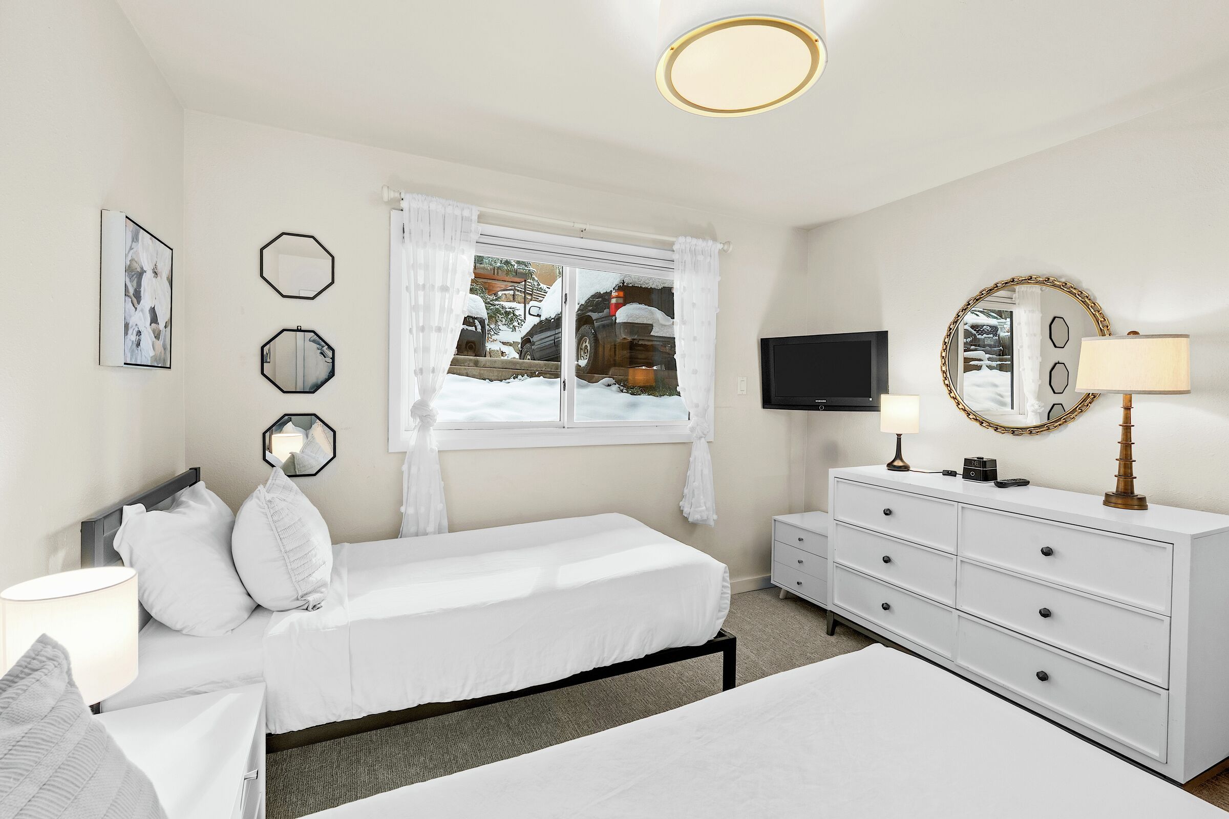 #2112 - Hickory - Bedroom