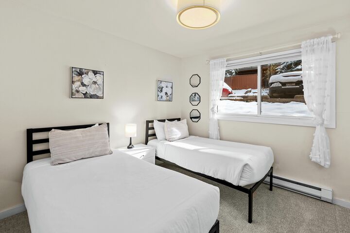 #2112 - Hickory - Bedroom