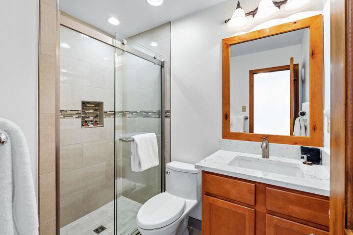 #3103 - Juniper - Master Ensuite Bathroom
