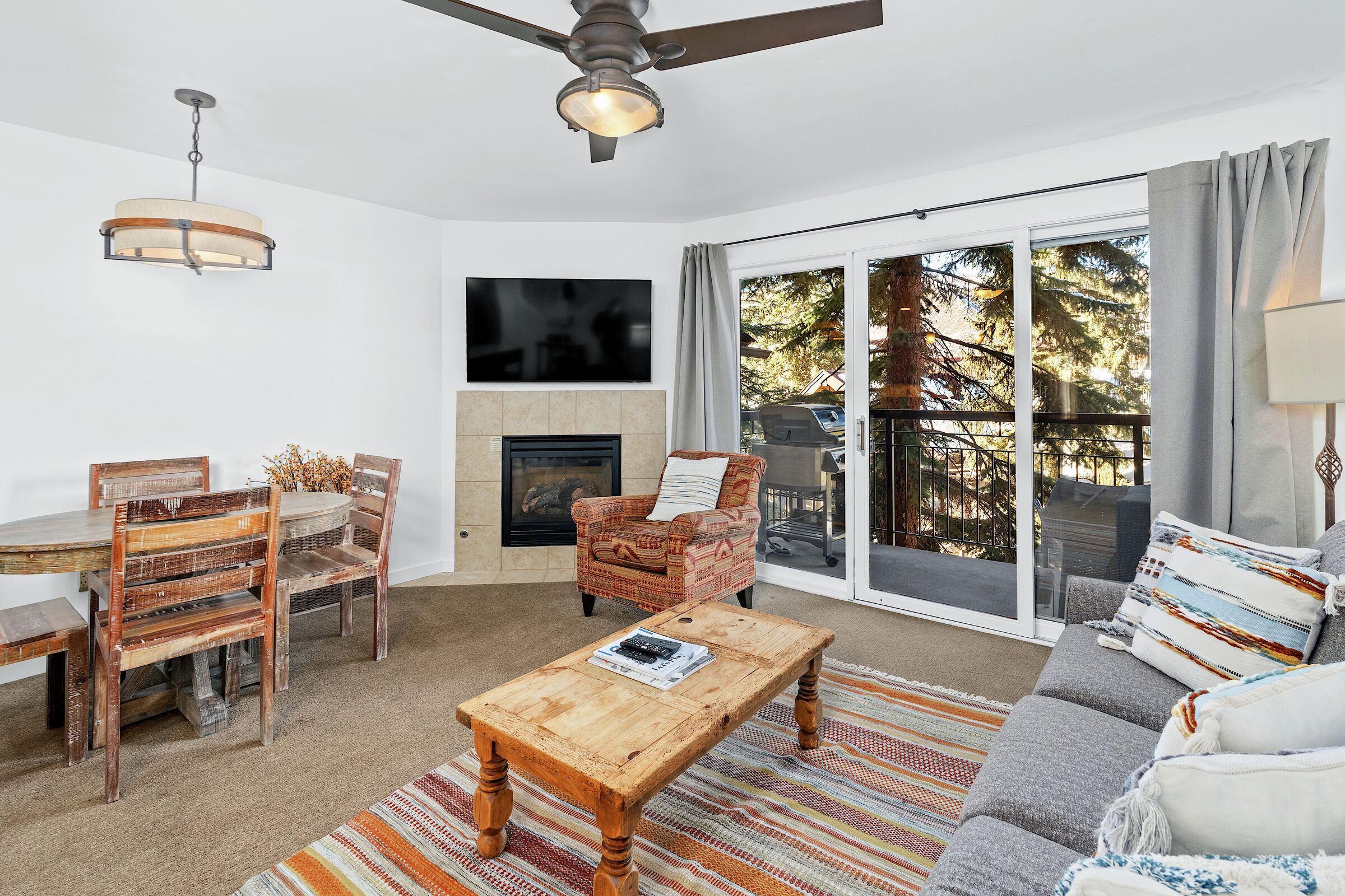 #3103 - Juniper - Living Area