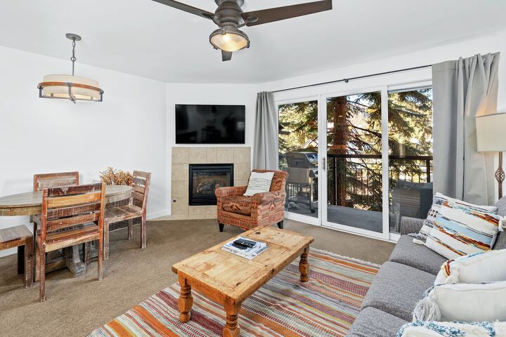 #3103 - Juniper - Living Area