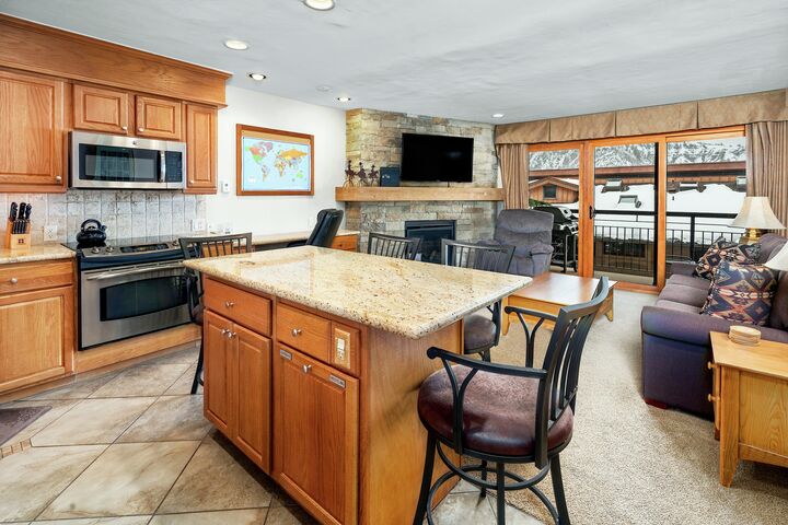 #3209 - Ivy - Kitchen