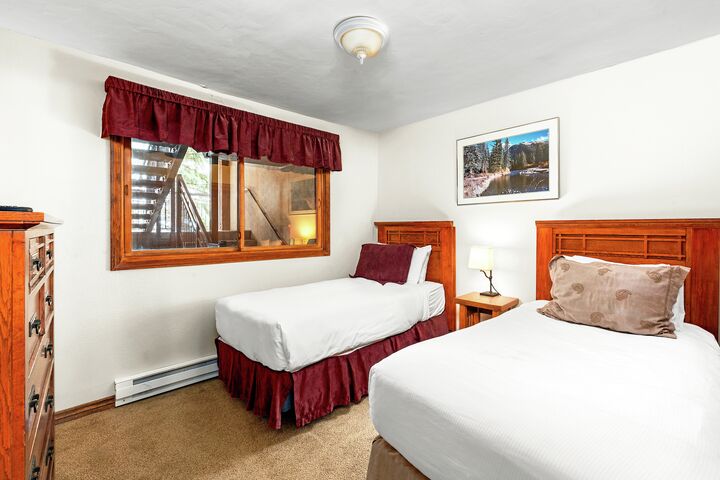 #3209 - Ivy - Bedroom