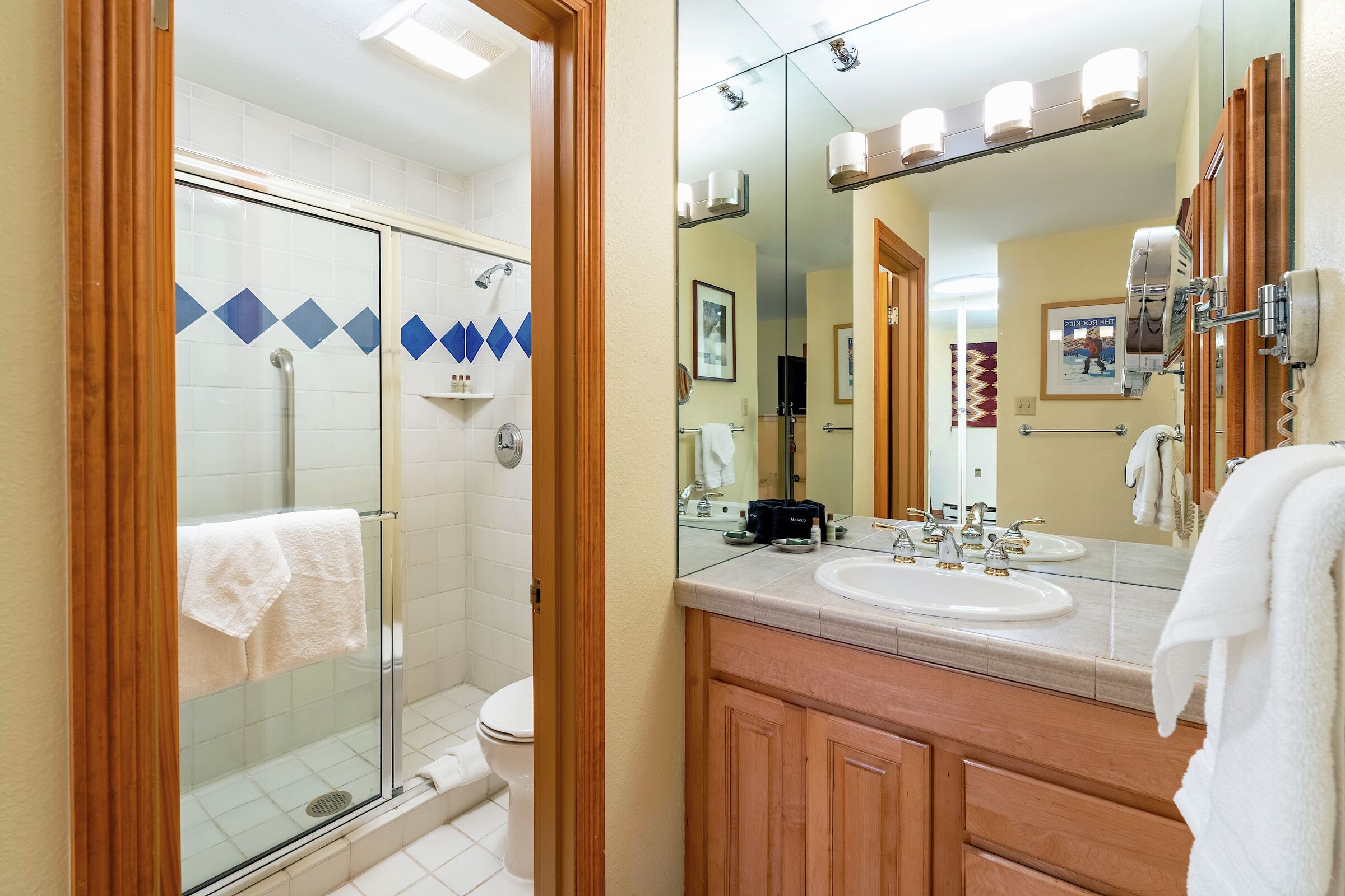 #3210 - Ivy - Master Ensuite Bathroom