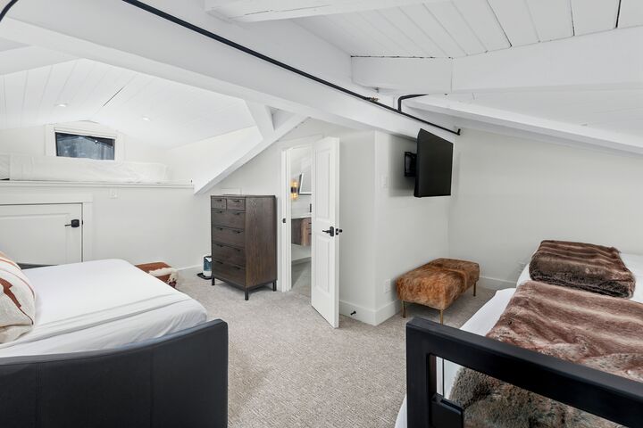 #1215 - Fir - Loft Bedroom