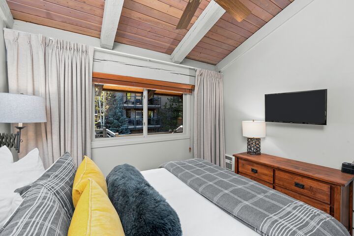 #1308 - Dogwood - Bedroom