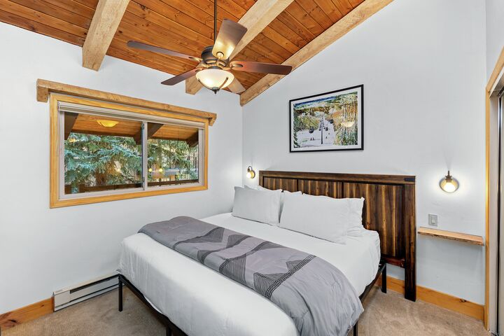 #1312 - Grape - Bedroom