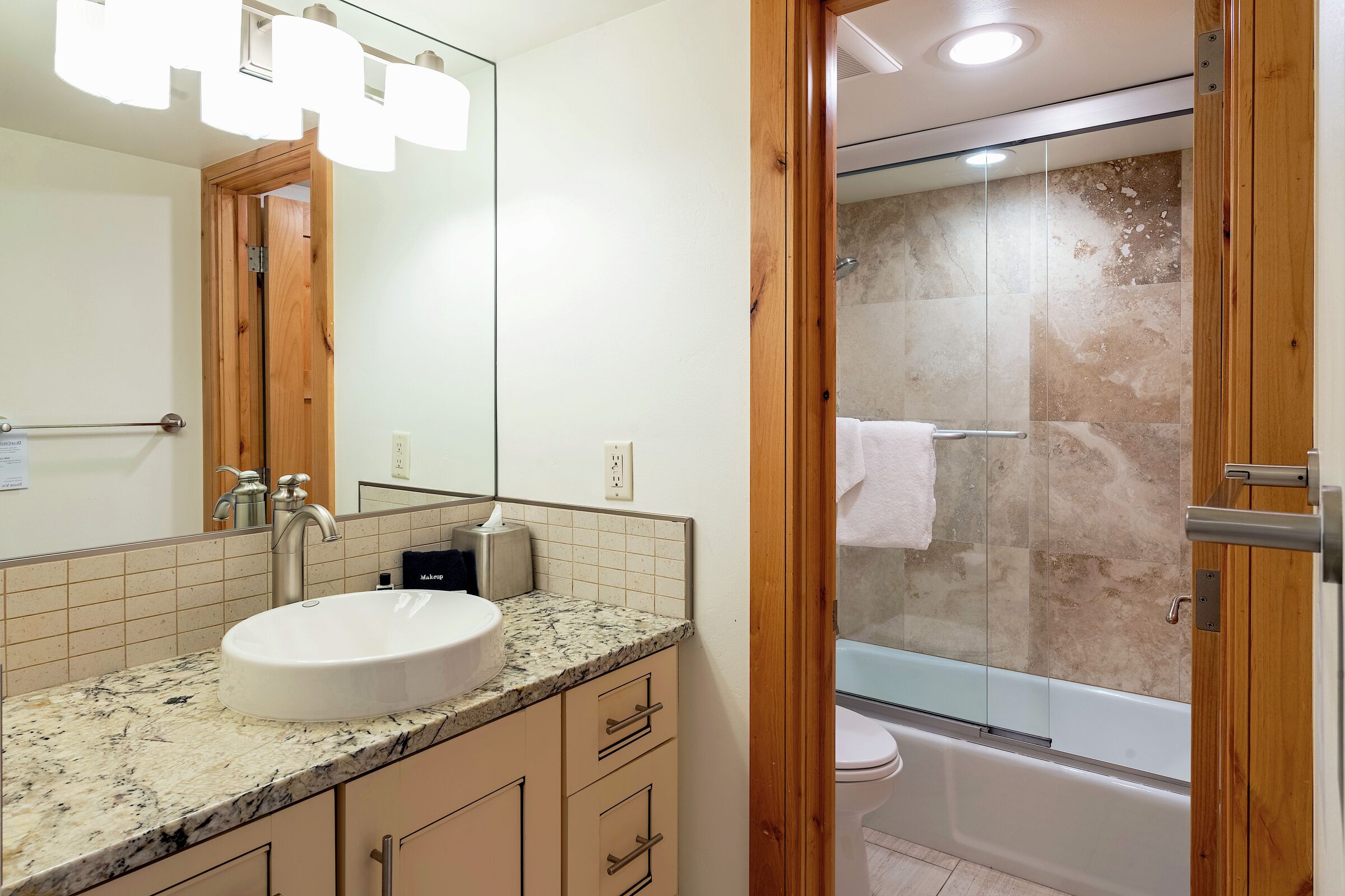 #2307 - Beech - Ensuite Bathroom