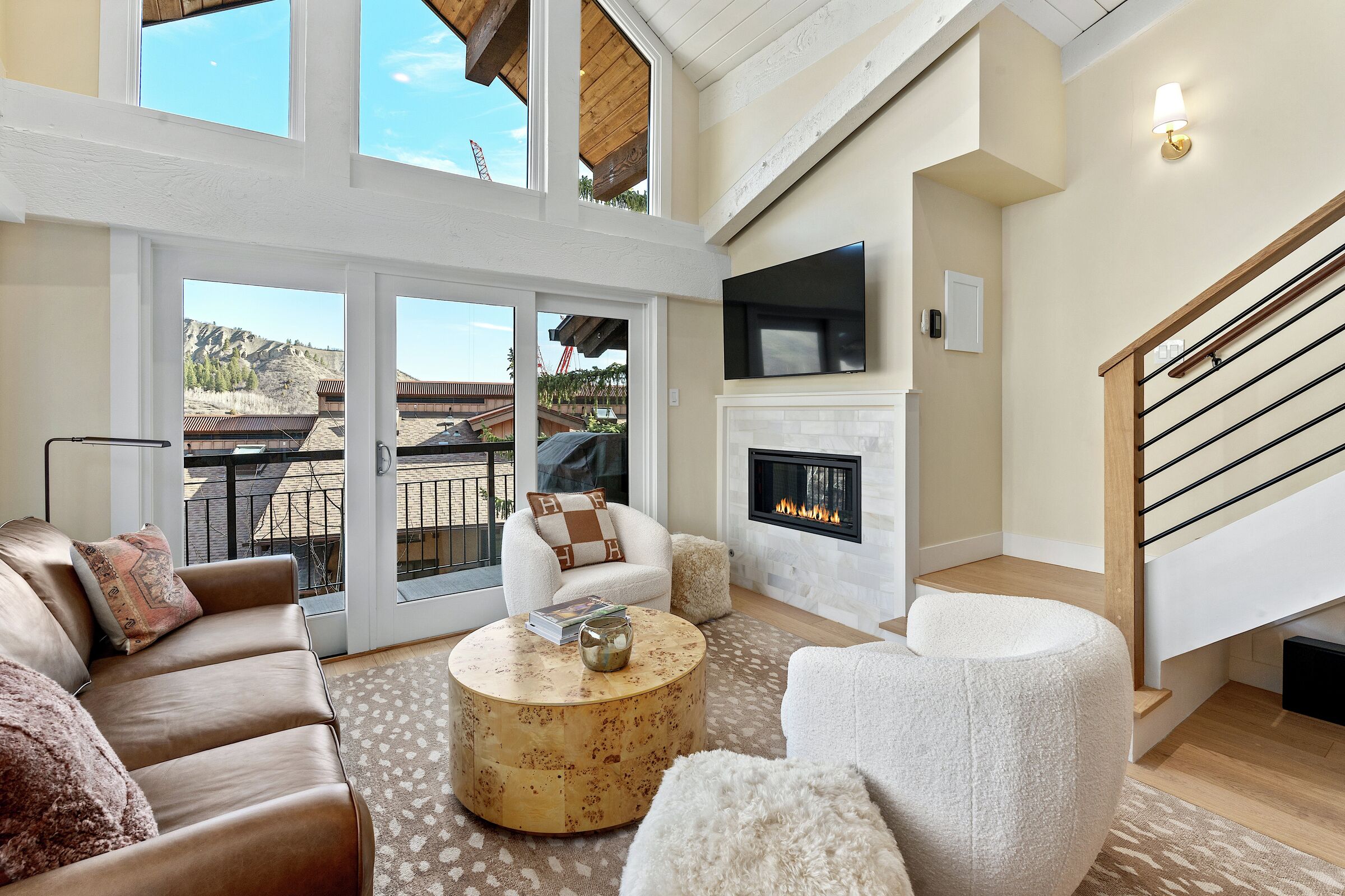#2310 - Hickory - Living Area