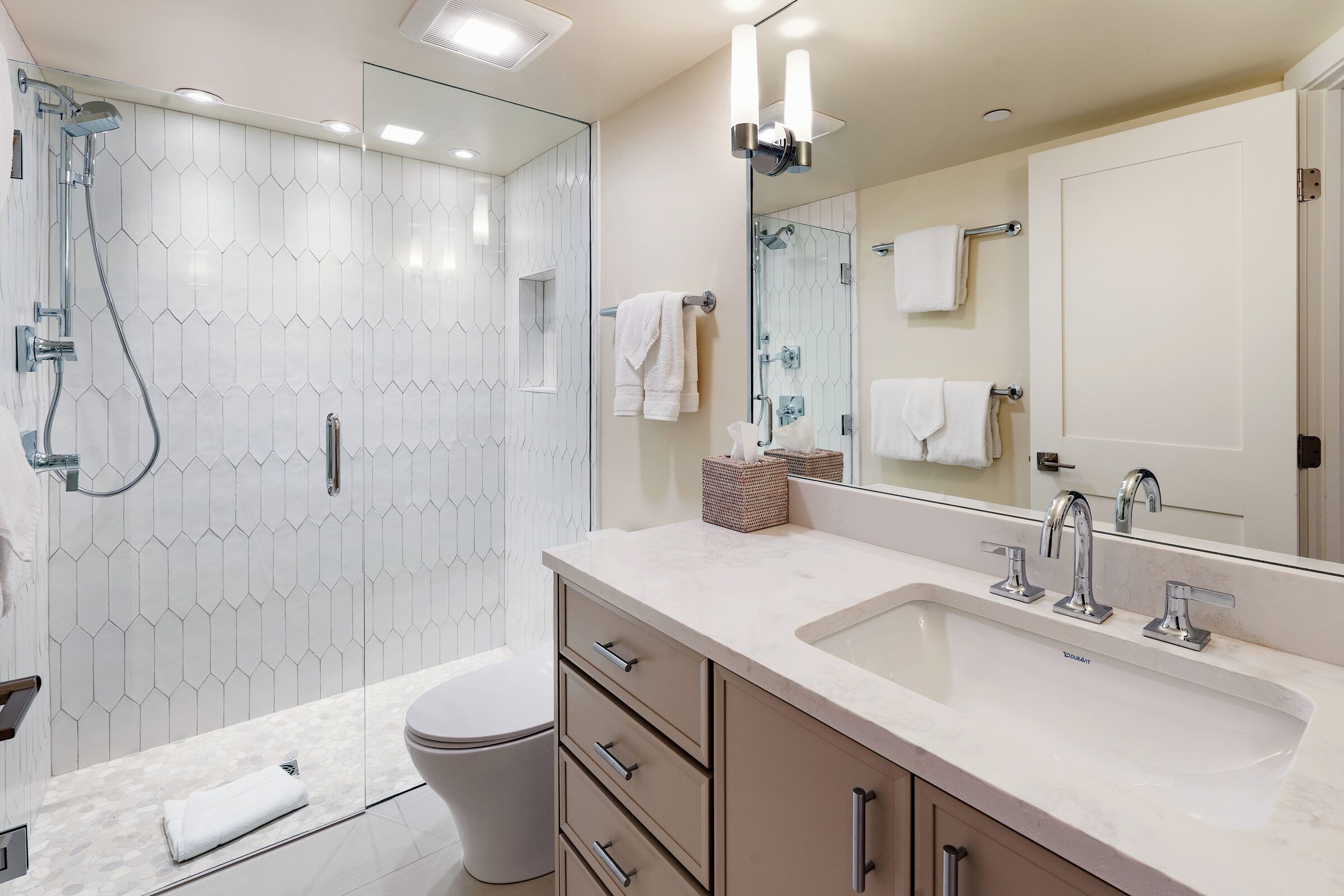 #2310 - Hickory - Bathroom
