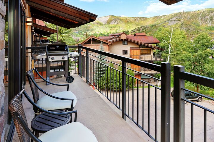 #2318 - Hickory - Balcony