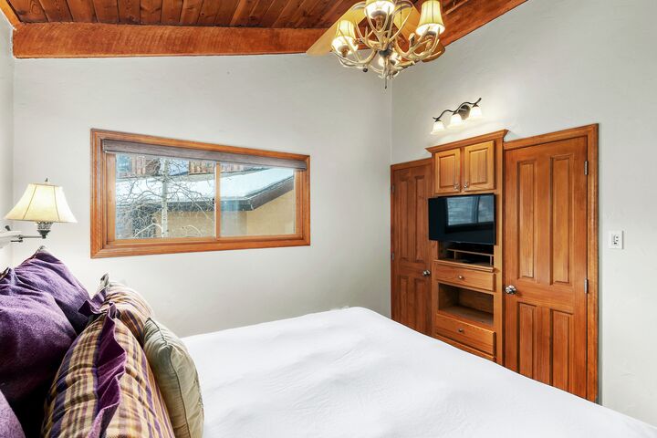 #3304 - Ivy - Bedroom