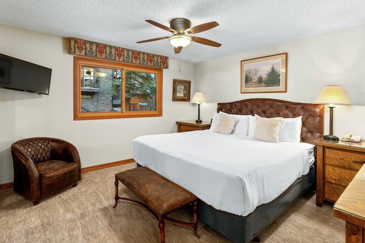 #2217 - Hickory - Master Bedroom