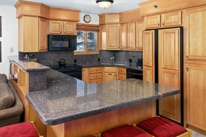 #2217 - Hickory - Kitchen