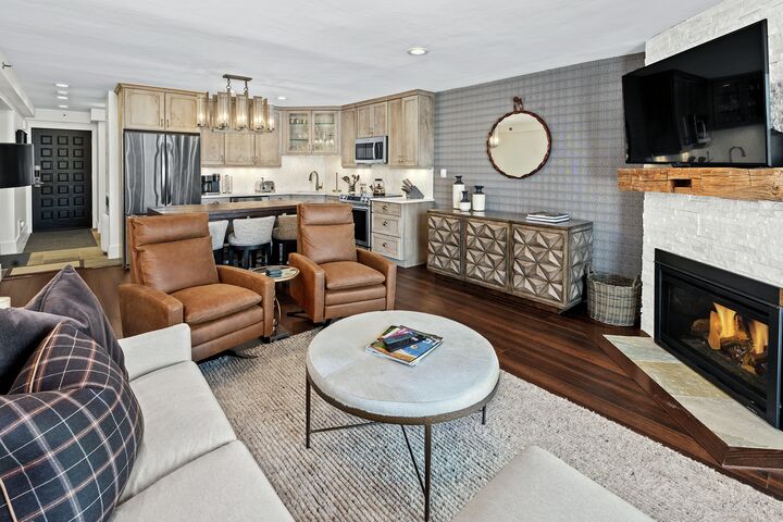 #1219 - Grape - Living Area