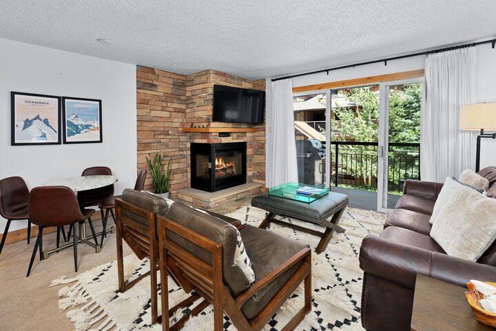 #2106 - Beech - Living Area