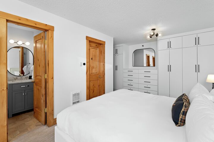 #2106 - Beech - Master Bedroom