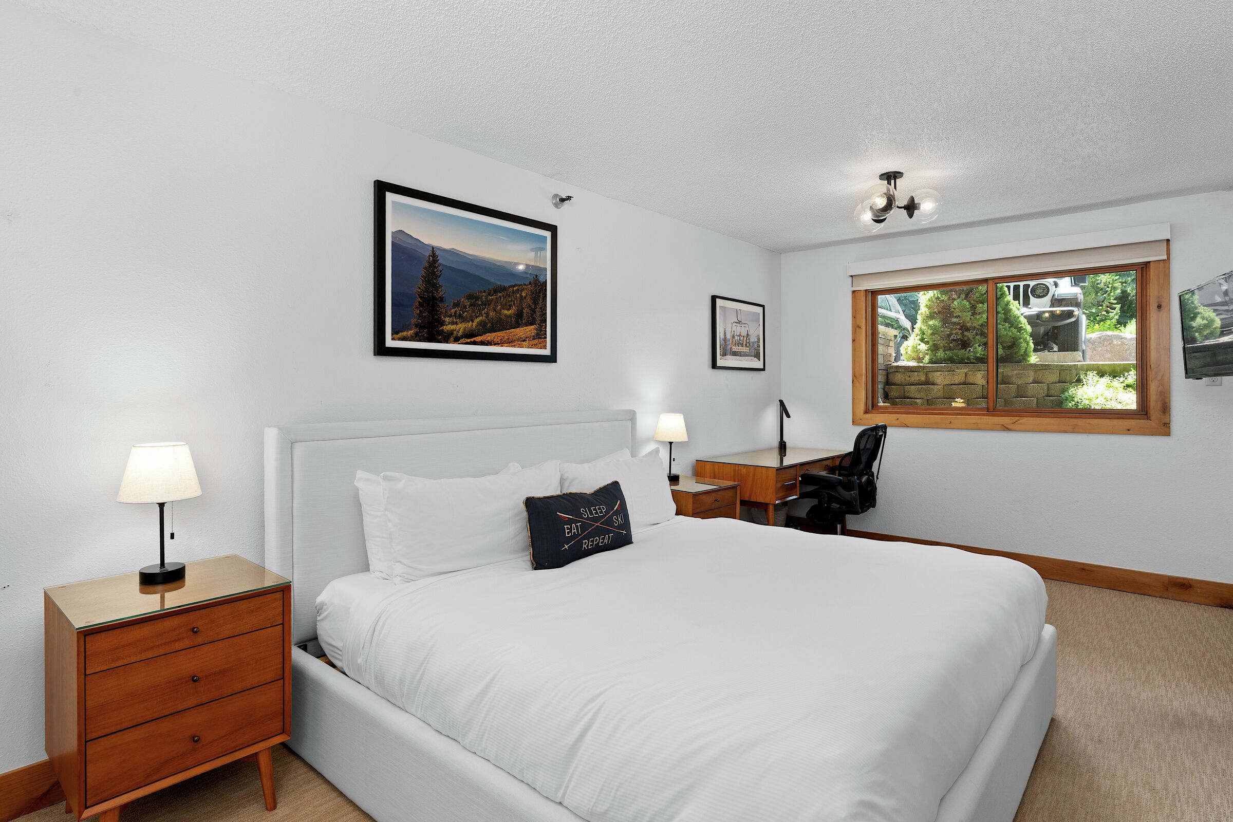 #2106 - Beech - Master Bedroom