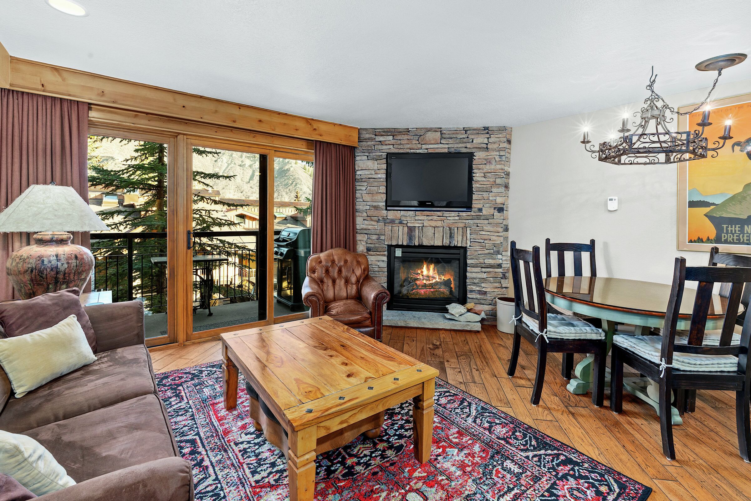 #2109 - Elm - Living Area