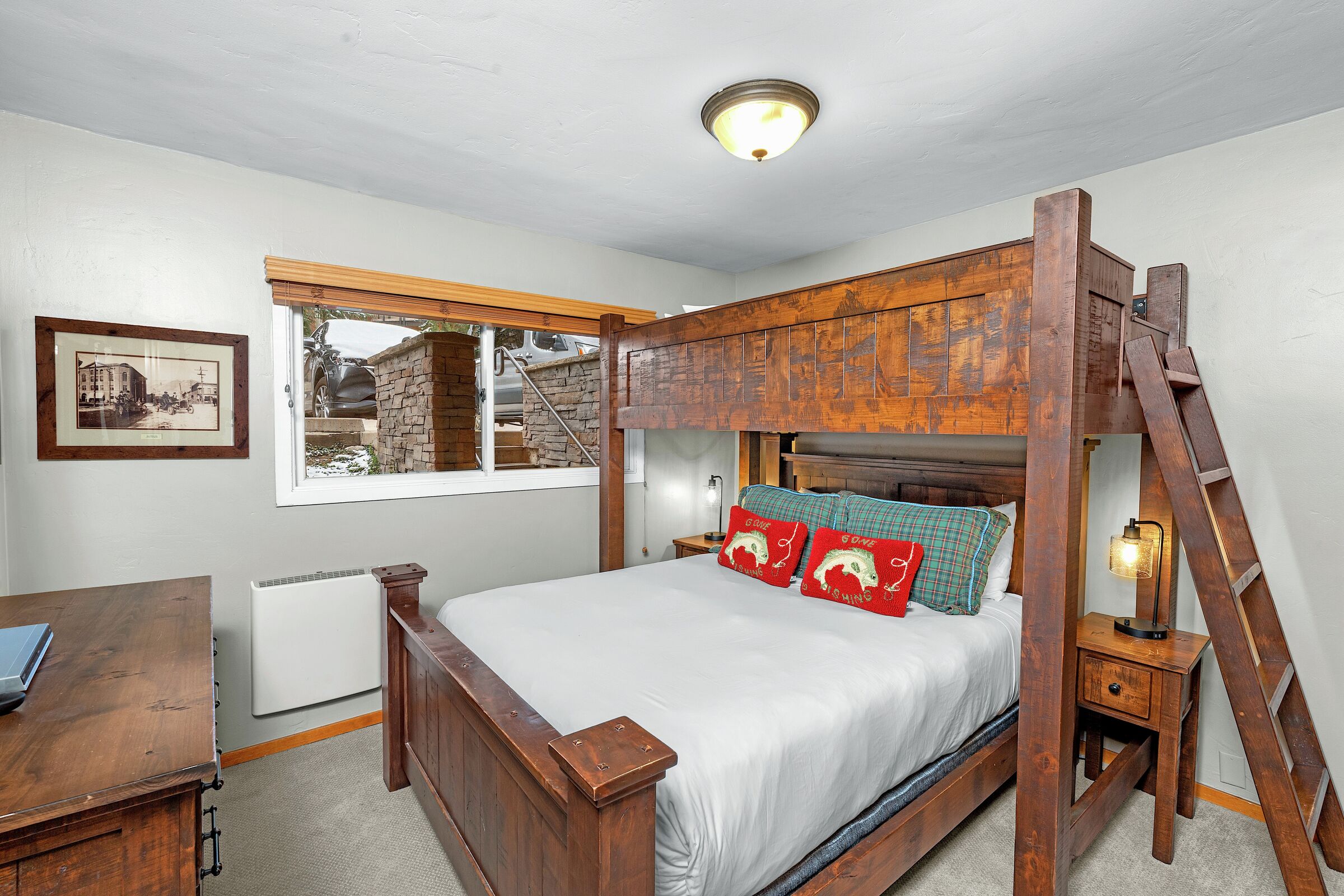 #2111 - Hickory - Bedroom