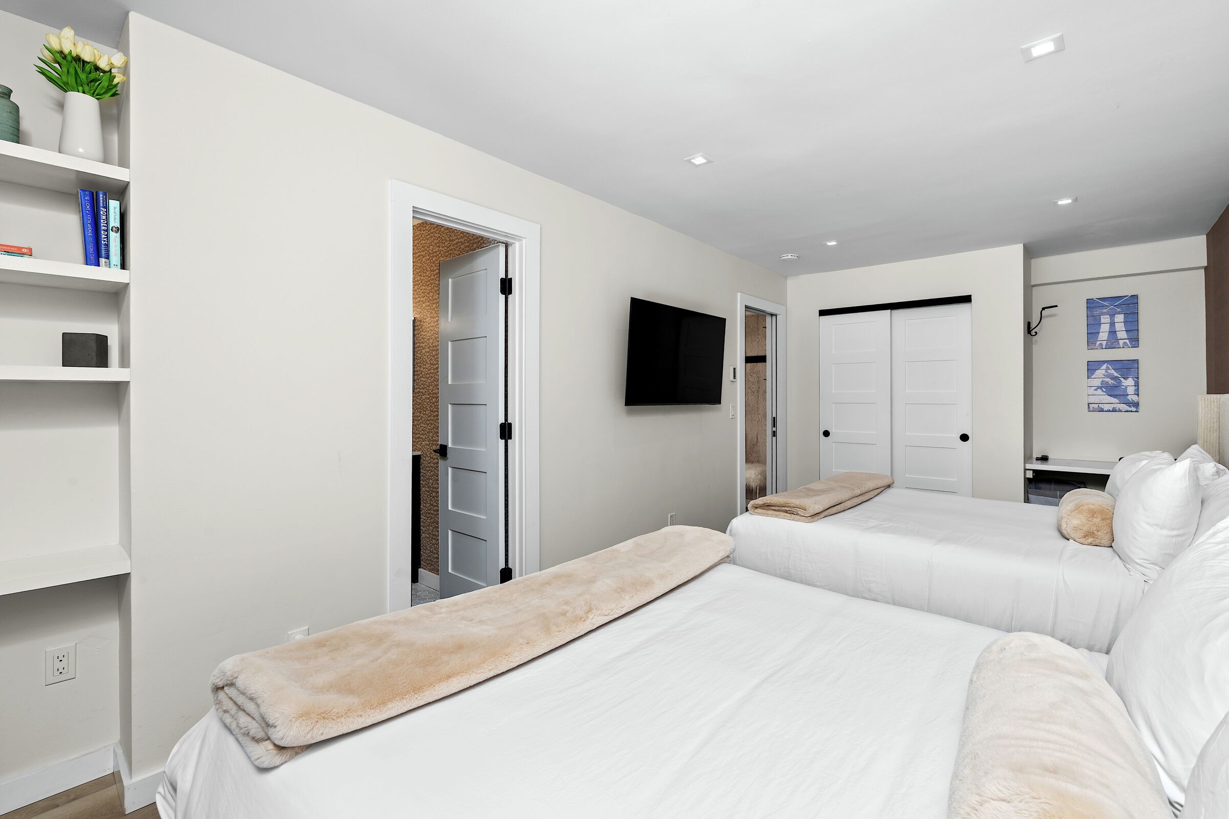 #2202 - Beech - Bedroom