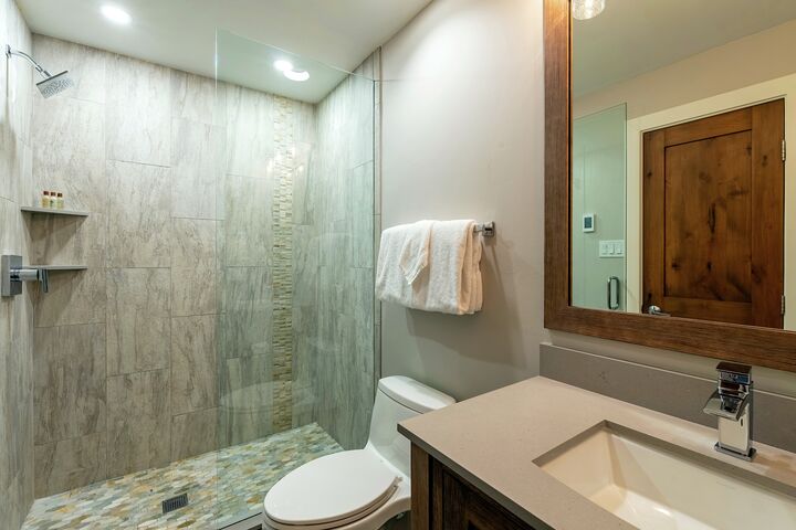 #2206 - Beech - Master Ensuite Bathroom