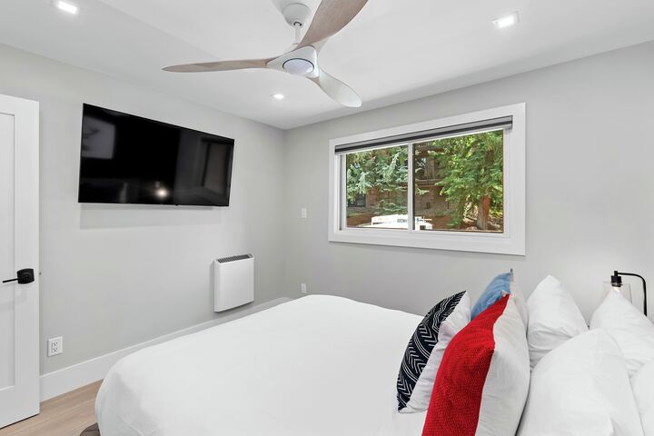 #2212 - Hickory - Bedroom