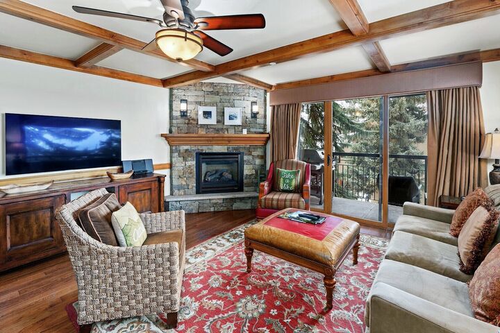 #3104 - Juniper - Living Area