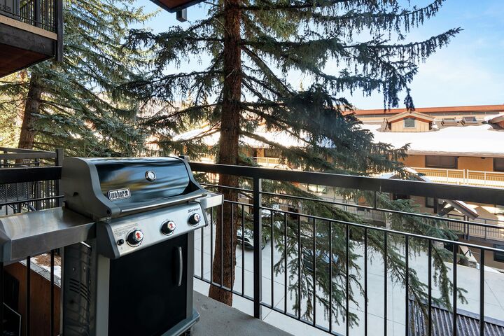 #3108 - Ivy - Balcony