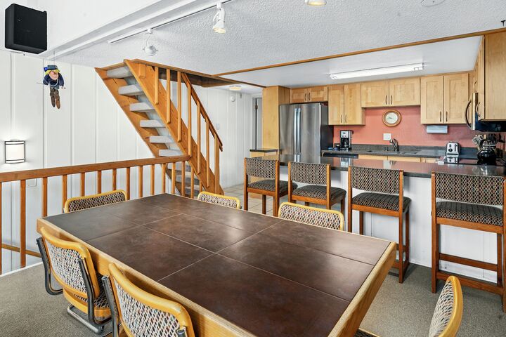 #3211 - Ivy - Dining Area & Kitchen