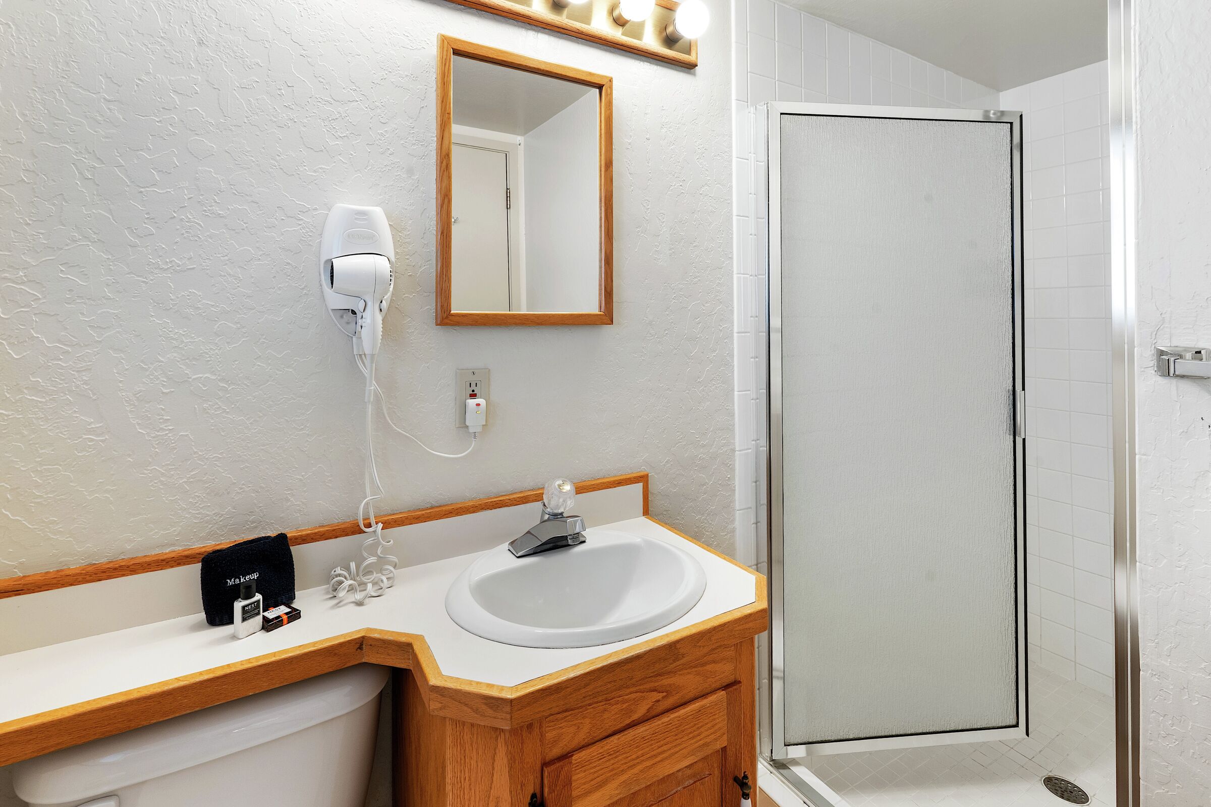 #3211 - Ivy - Ensuite Bathroom