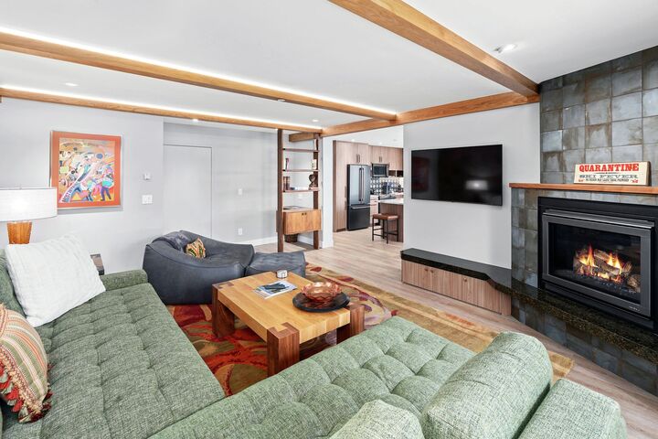 #3101 - Juniper - Living Area