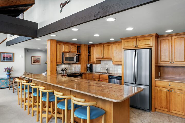 #2316 - Hickory - Kitchen