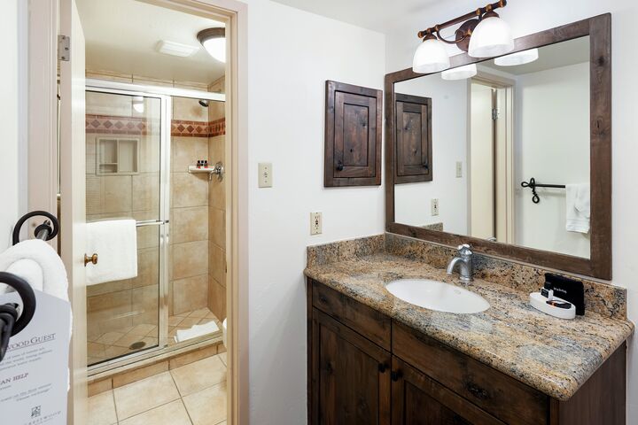 #1213 - Fir - Bathroom