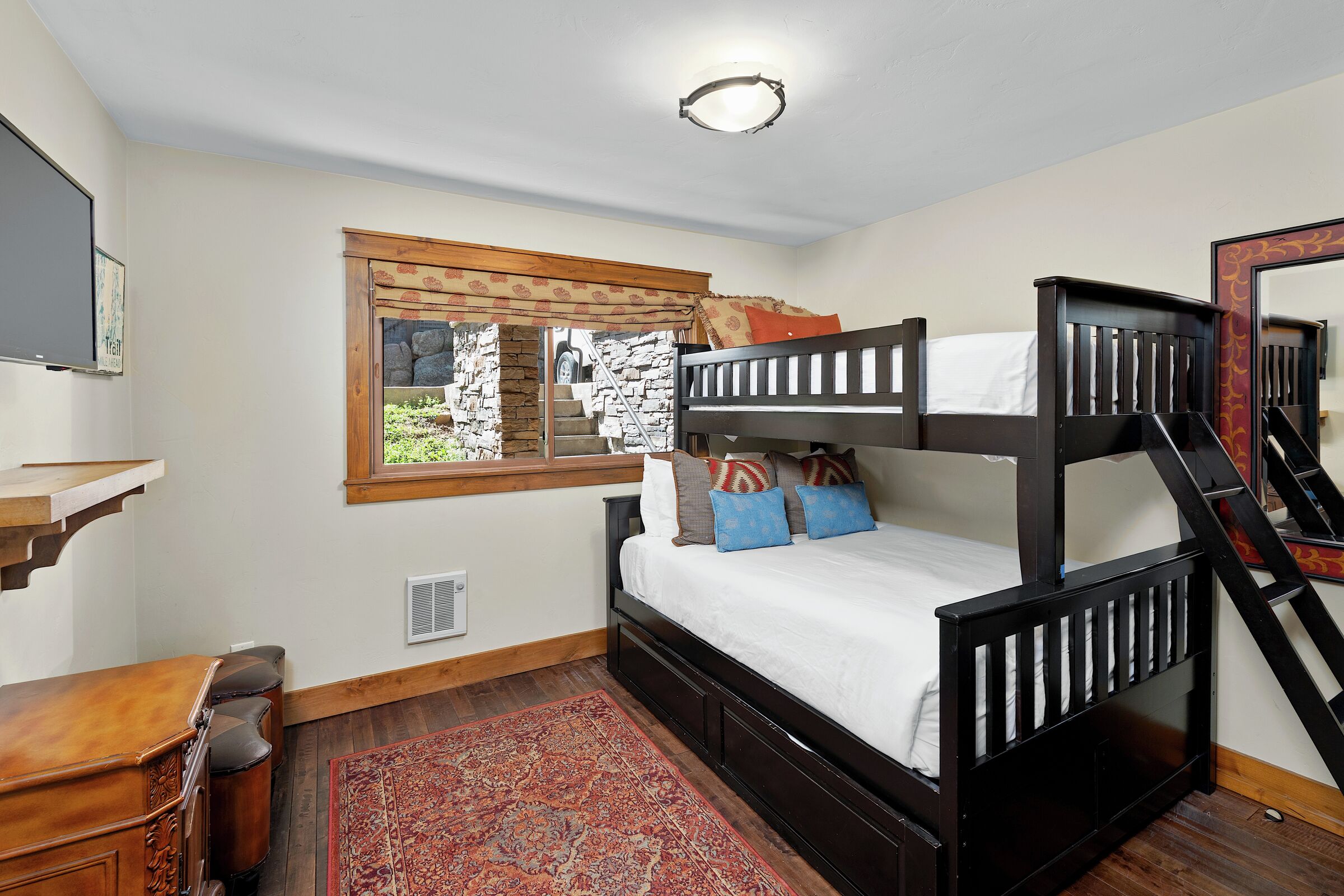 #1113 - Fir - Bedroom