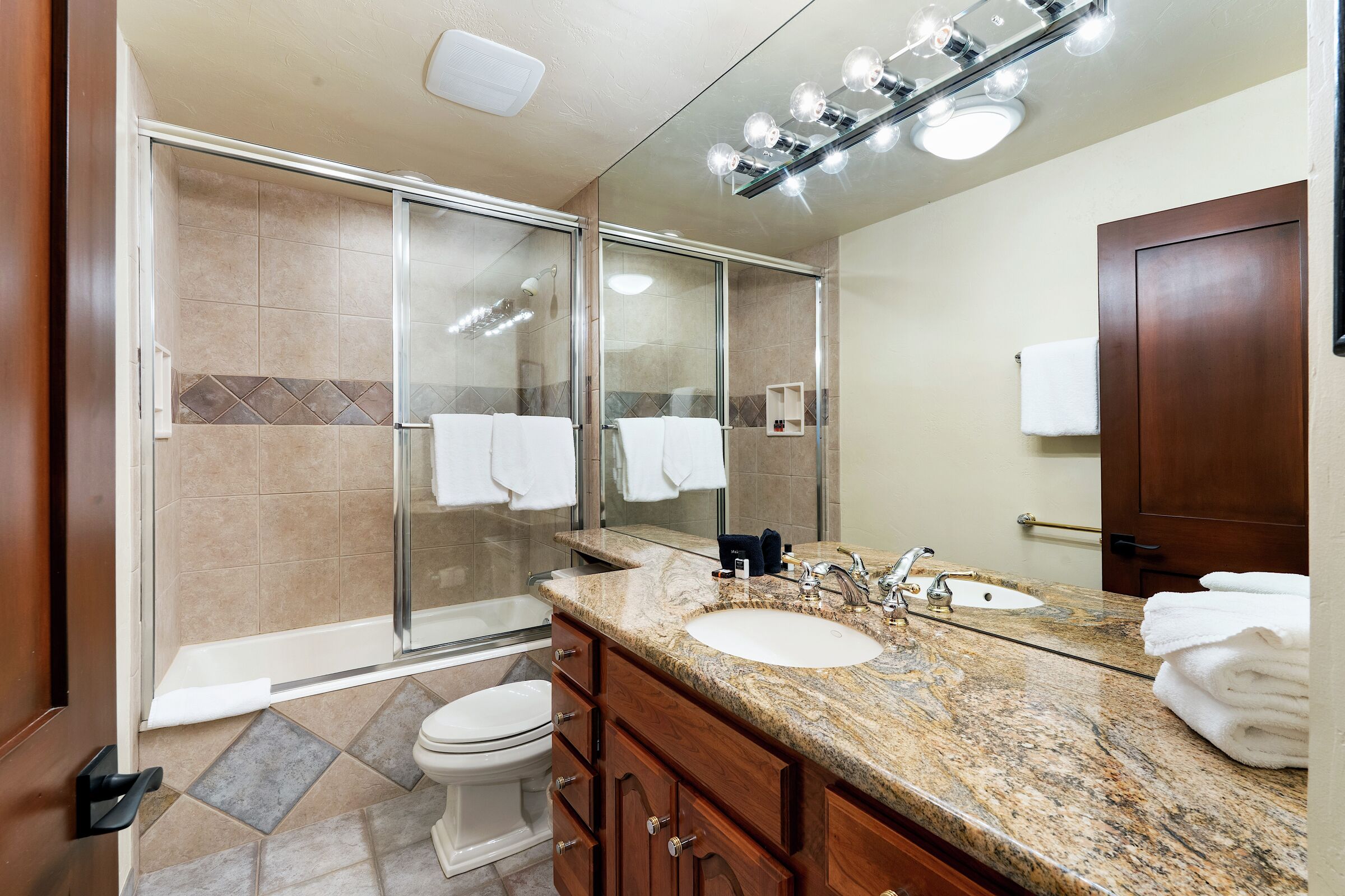 Master Ensuite Bathroom