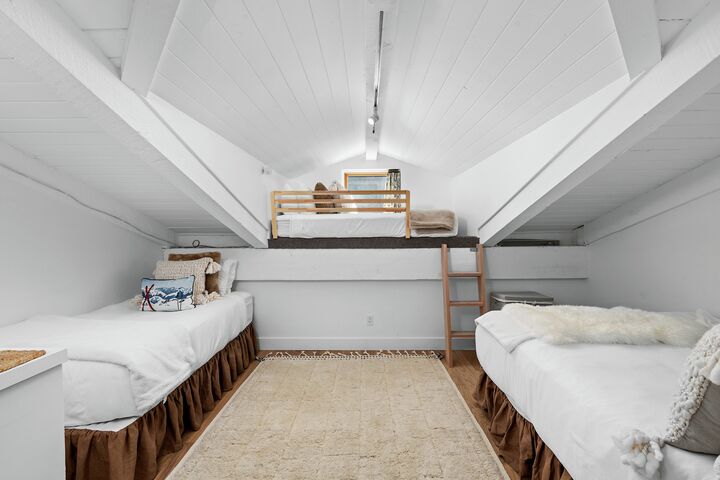 #1114 - Fir - Loft Bedroom