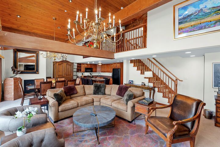 #1302 - Aspen - Living Area