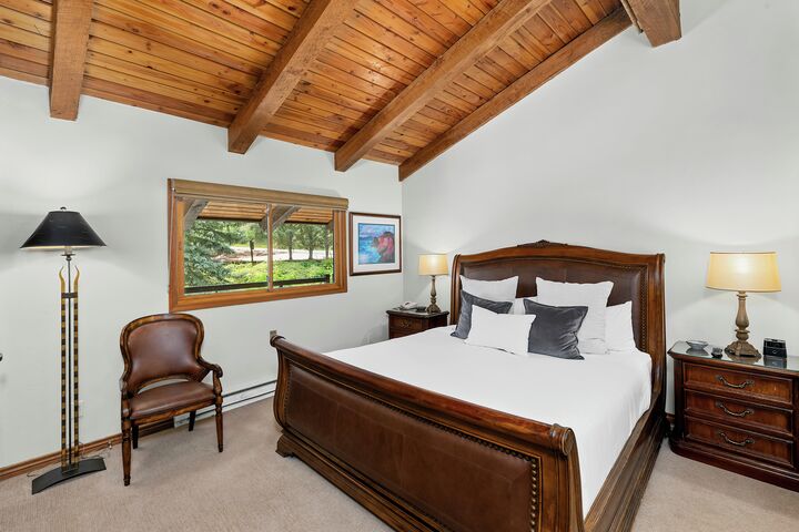 #1302 - Aspen - Bedroom