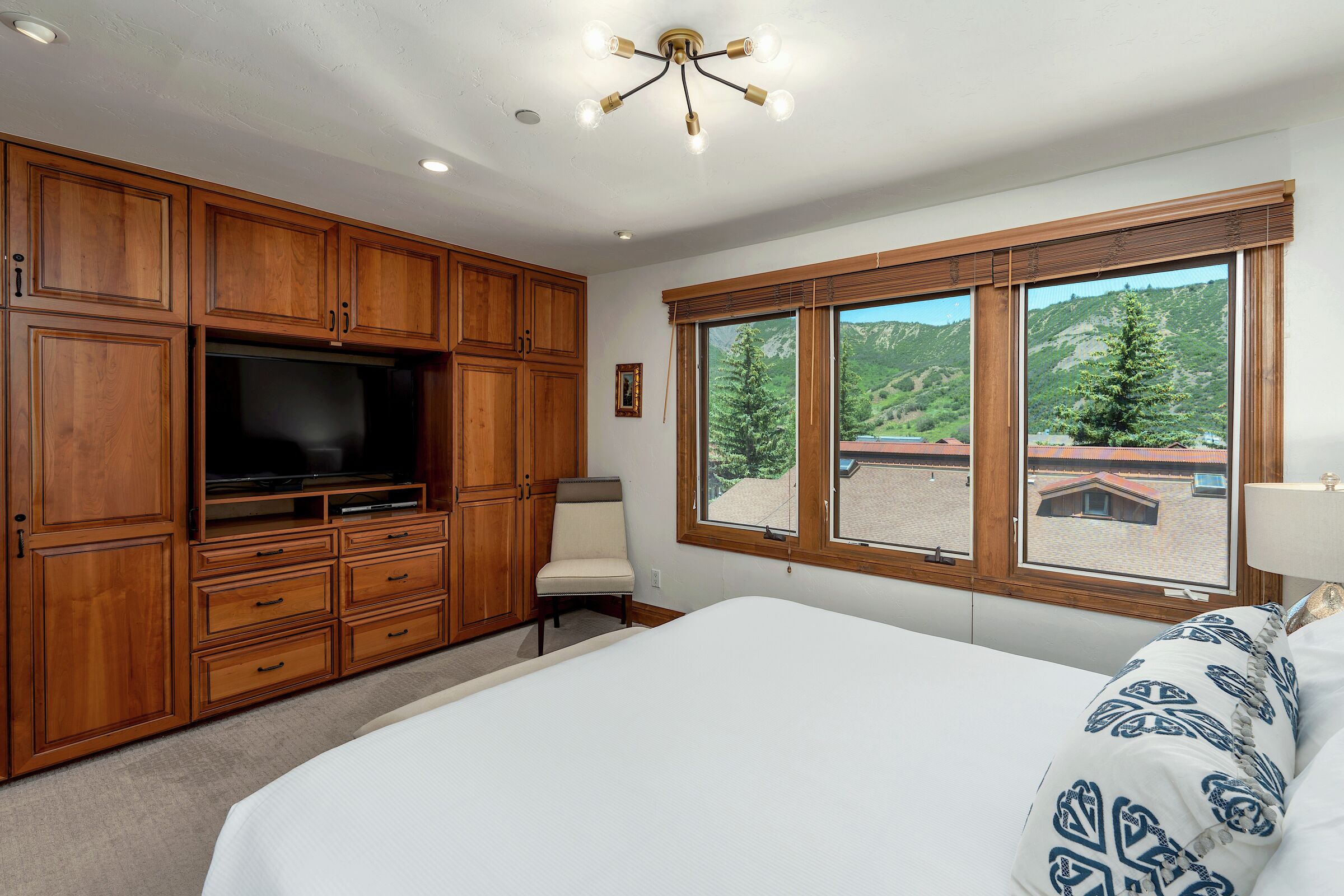#2209 - Elm - Master Bedroom