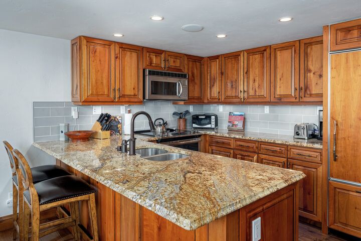 #2209 - Elm - Kitchen