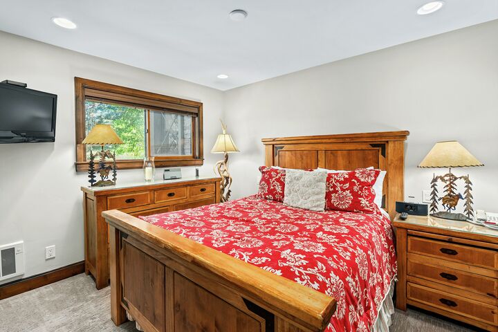 #3110 - Ivy - Bedroom