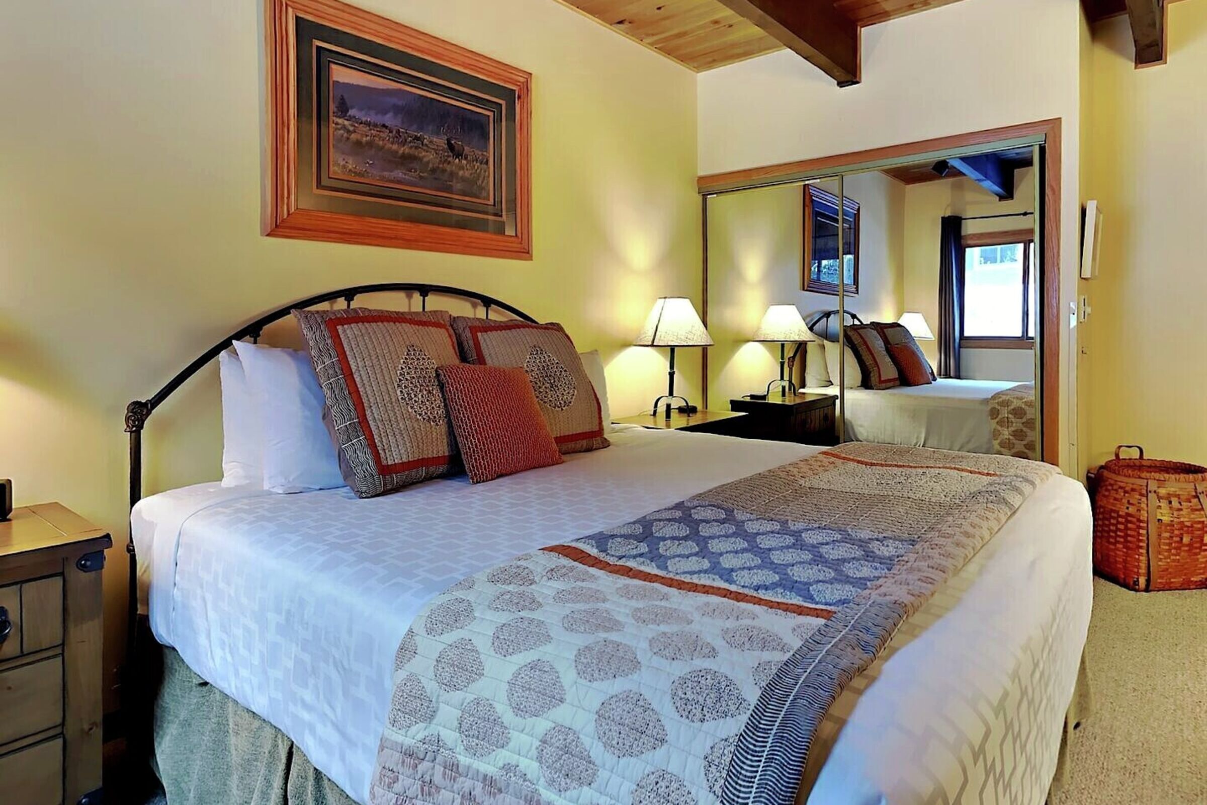 #B2F - Bedroom