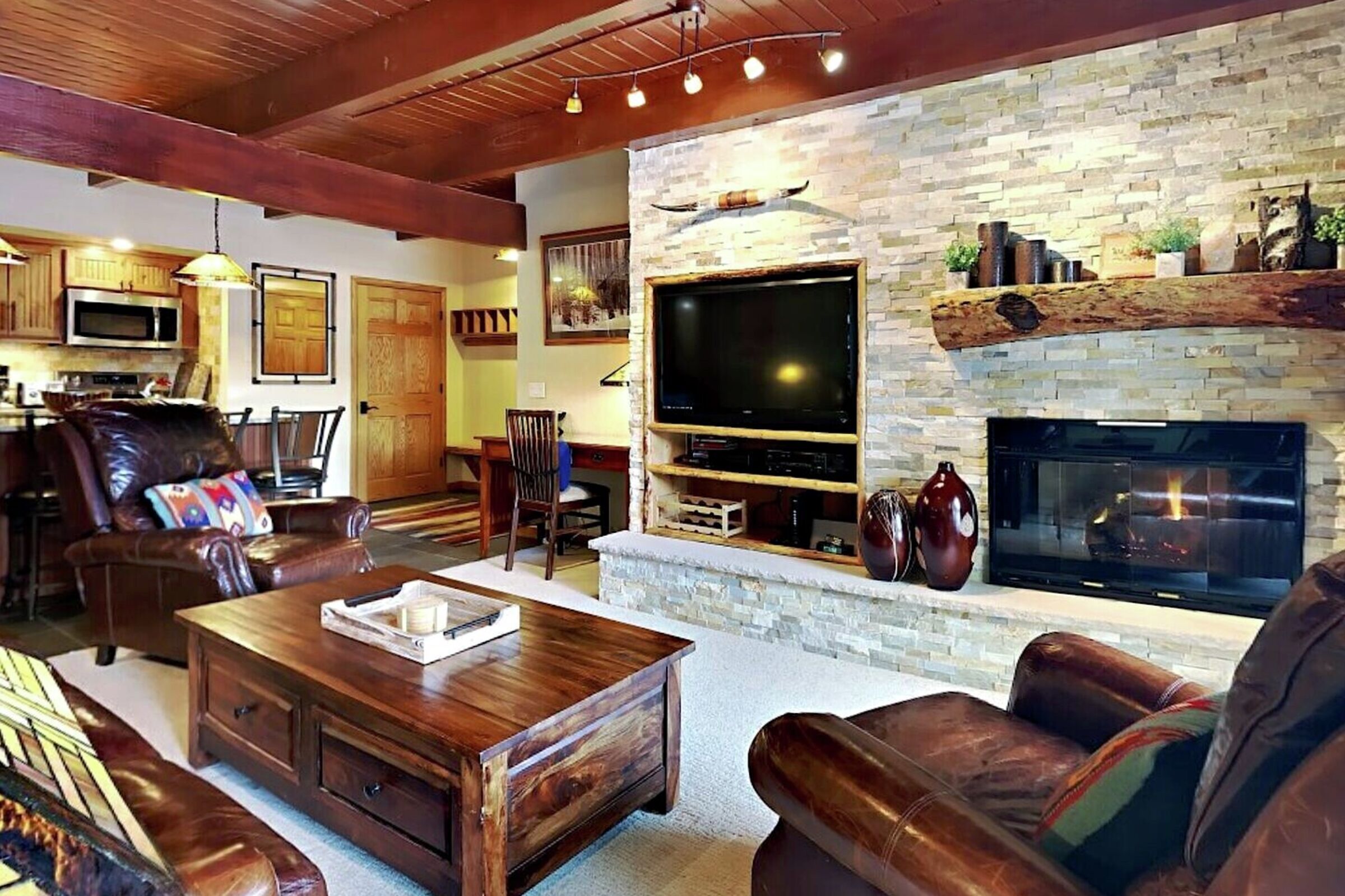 #C1B - Living Area