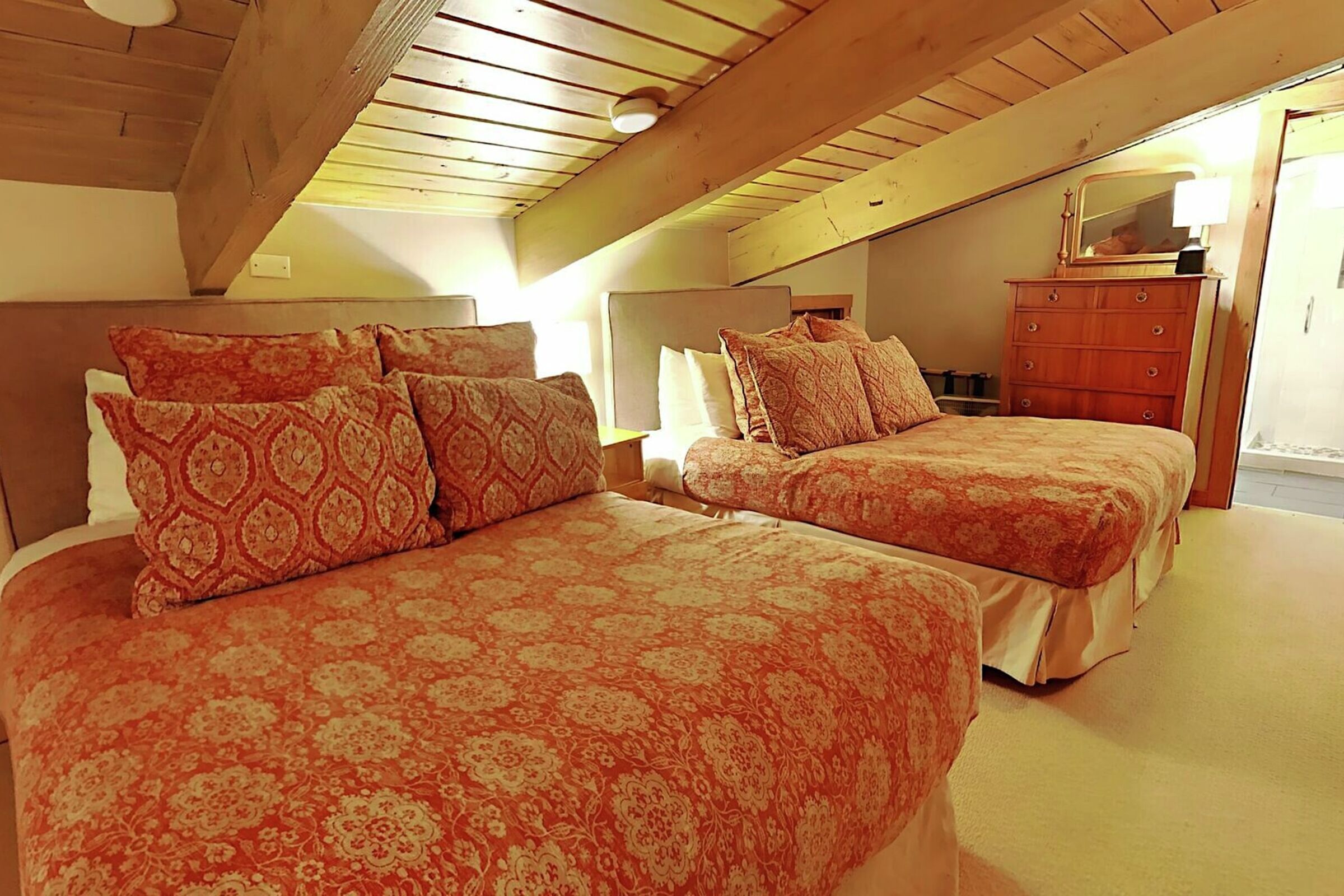 #A3B - Loft Bedroom