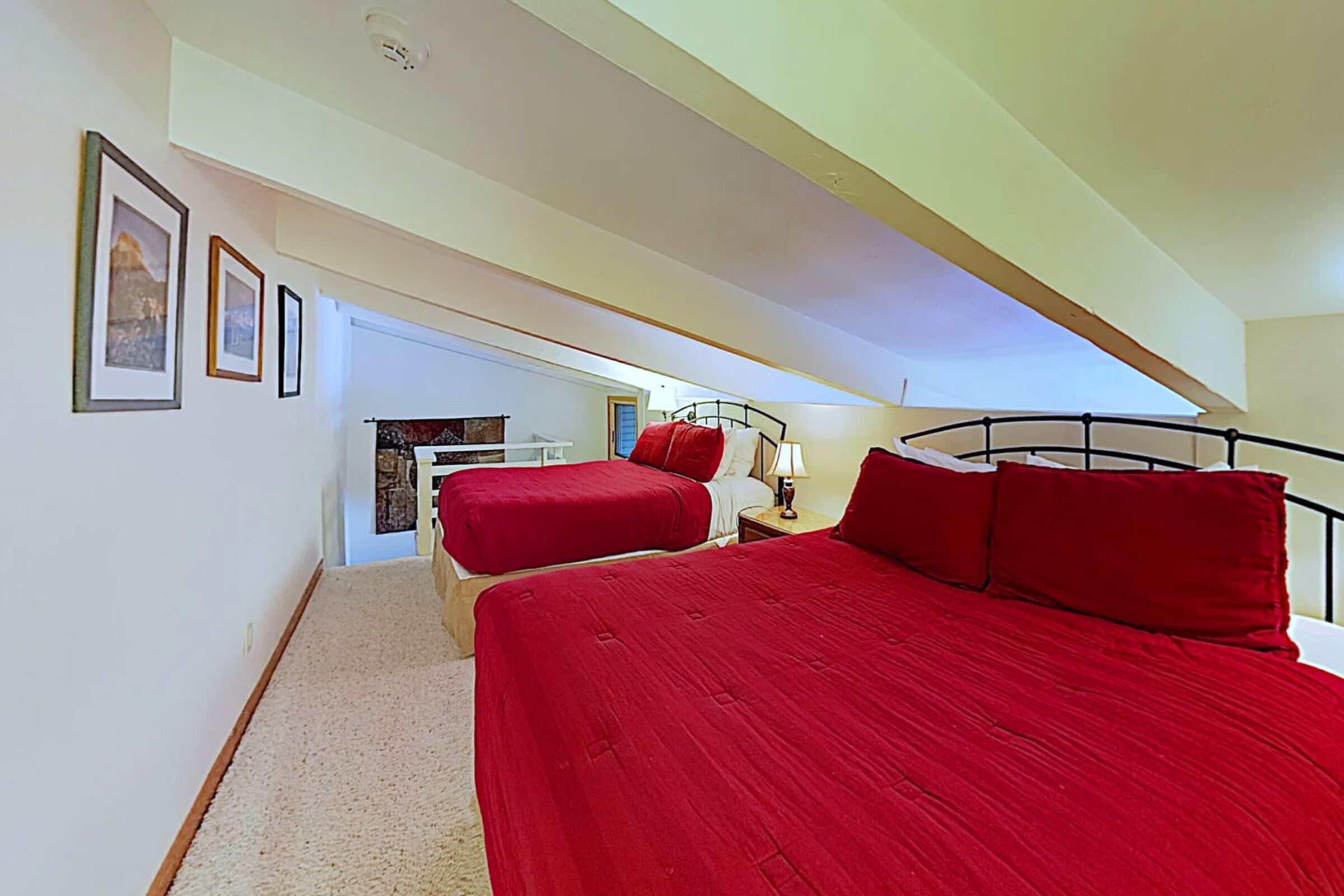 #B3F - Loft Bedroom