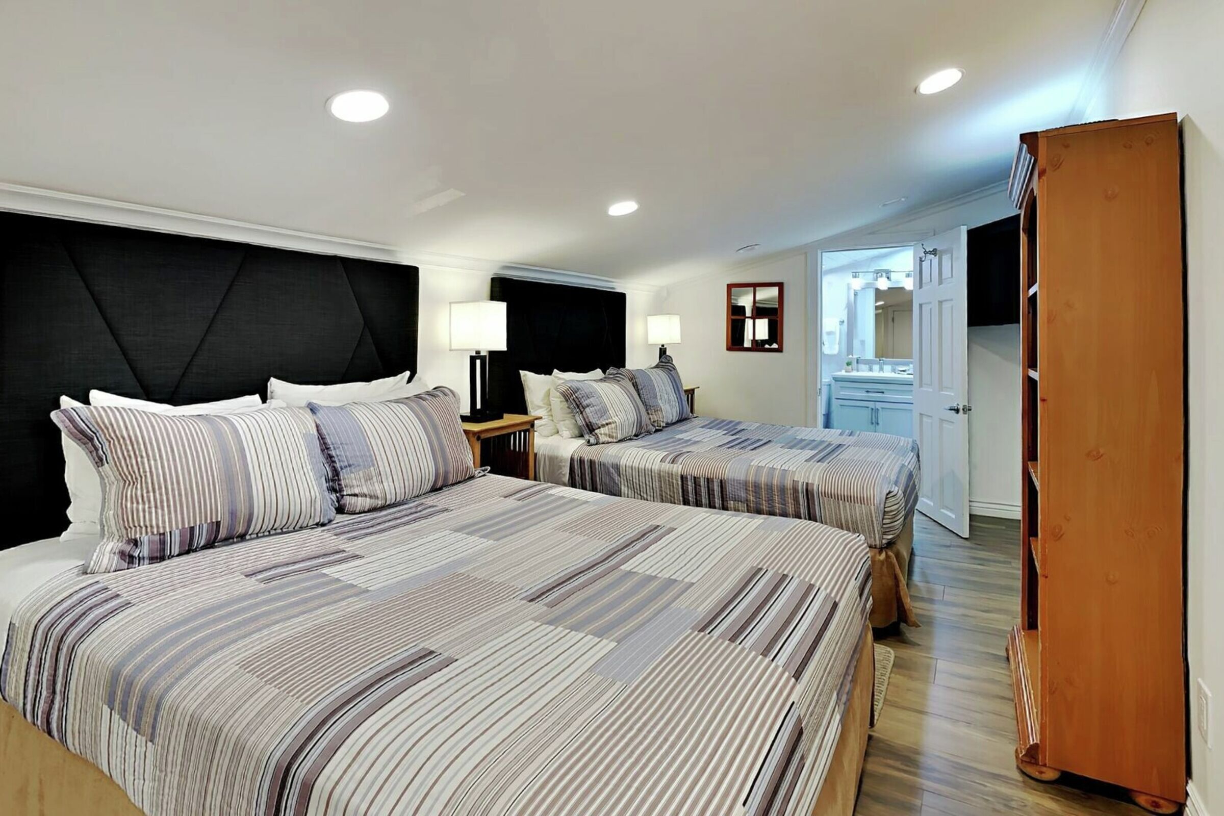 #D3F - Loft Bedroom