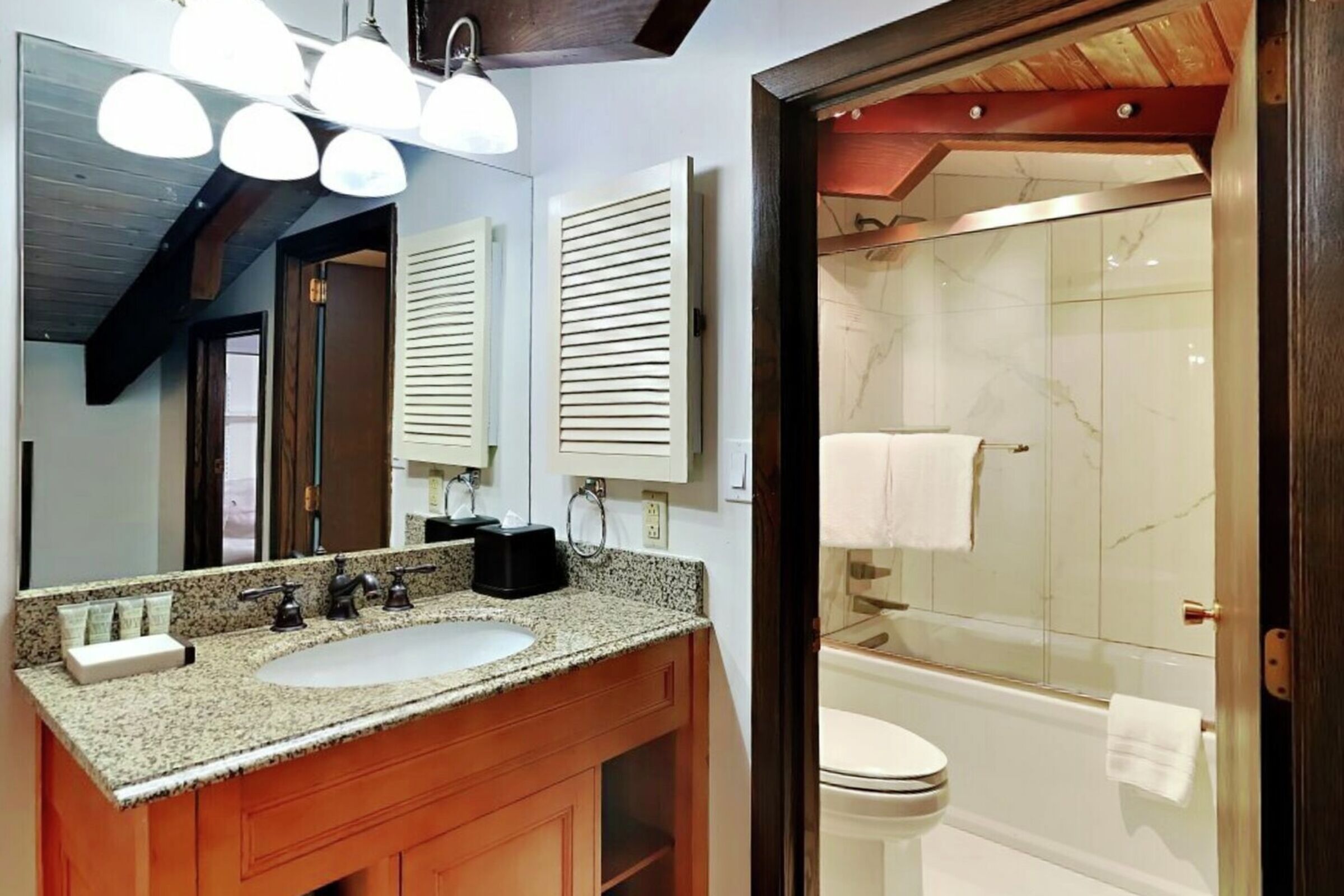 #B3C - Loft Bathroom