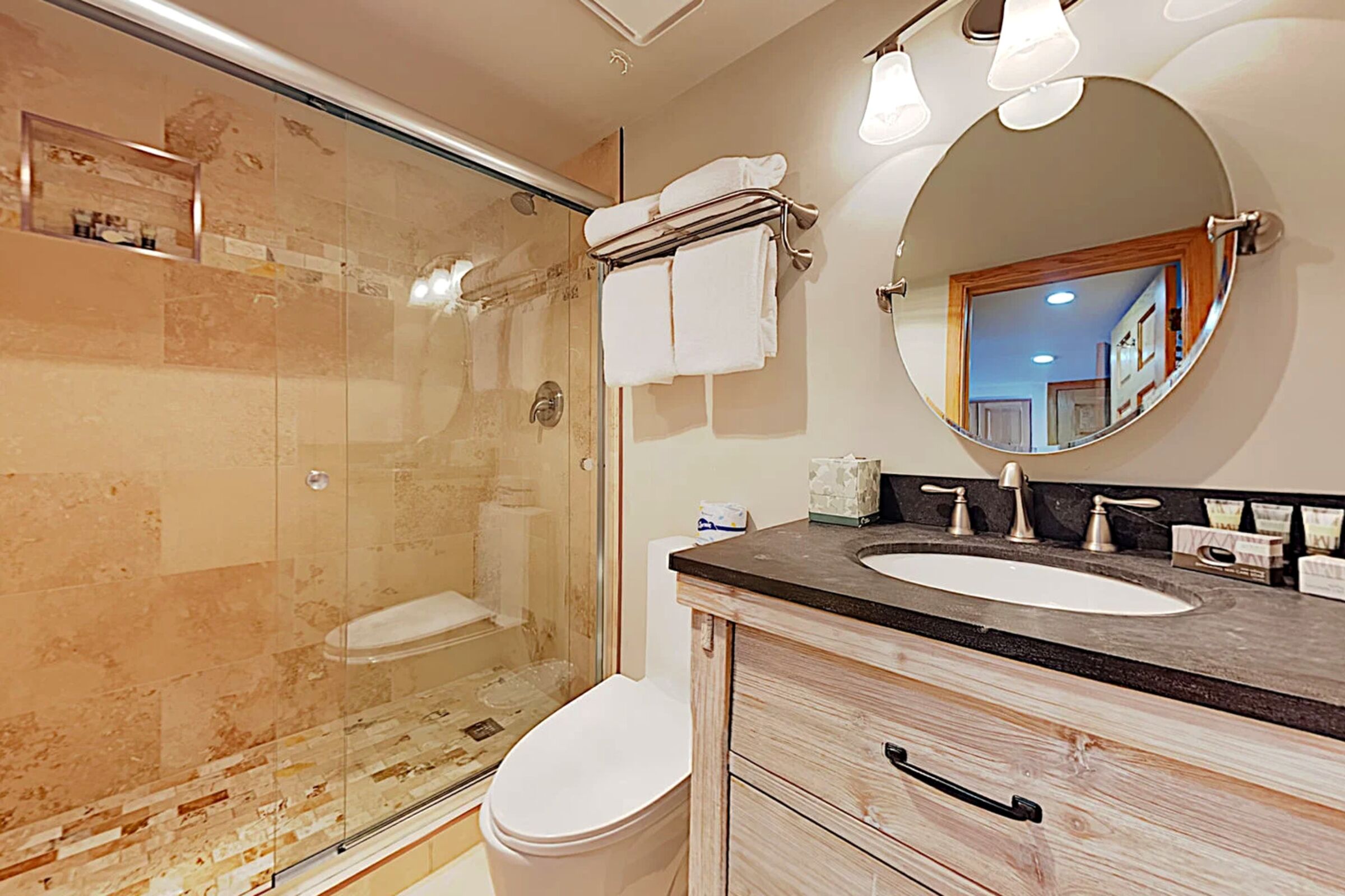 #318 - Bathroom